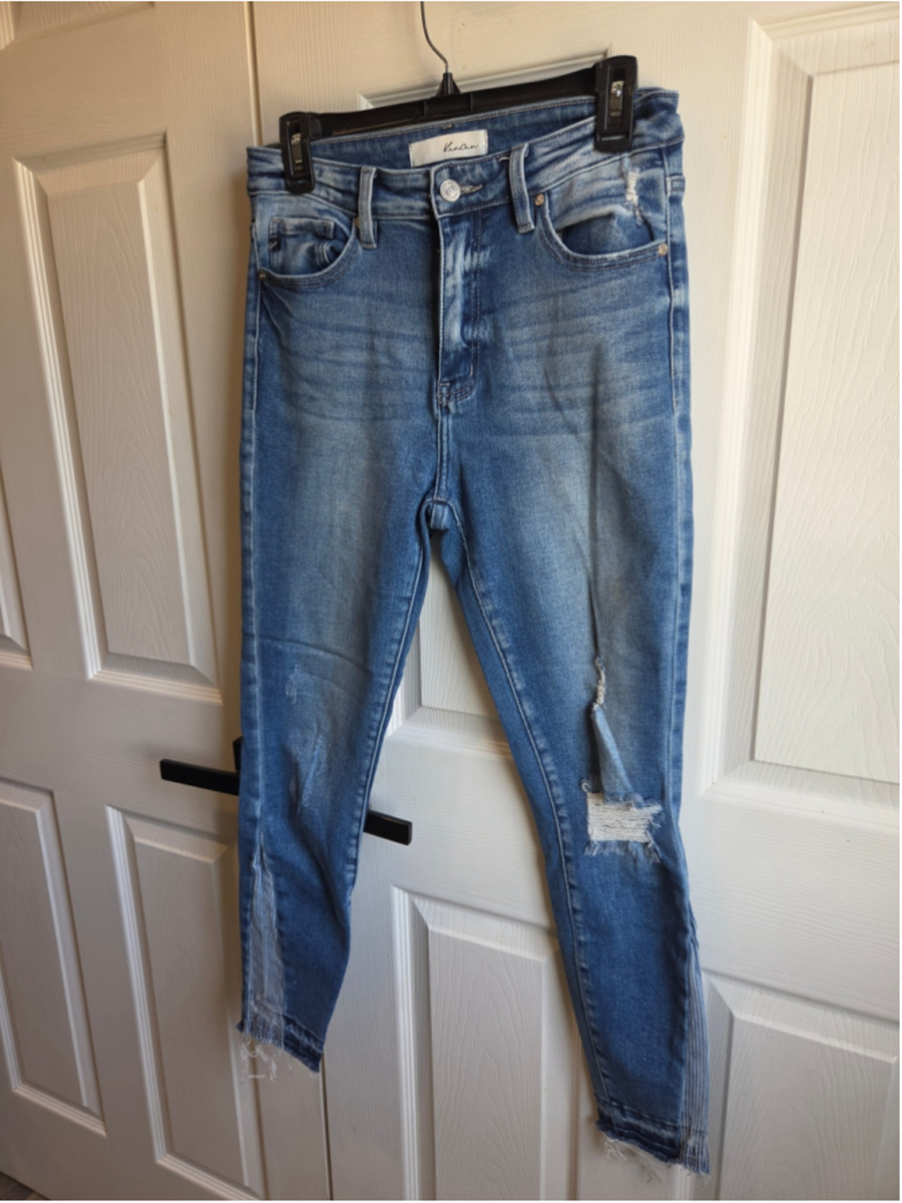 Women's KanCan Distressed Skinny Jeans Size 28